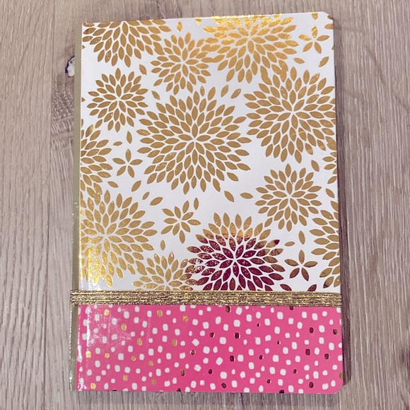 NEW Lot of 2x Notebooks - Gold Bursts w/ Pink & Shimmery Strap - Keeps secure! - Picture 4 of 8